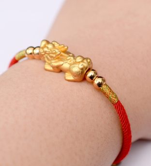 Feng Shui Red String Pixiu Bracelet