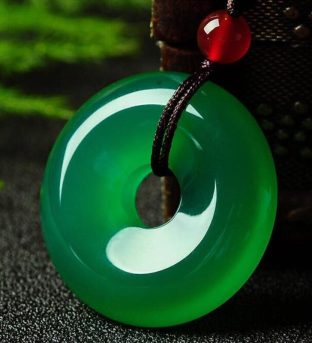 Green Jade Disk Necklace