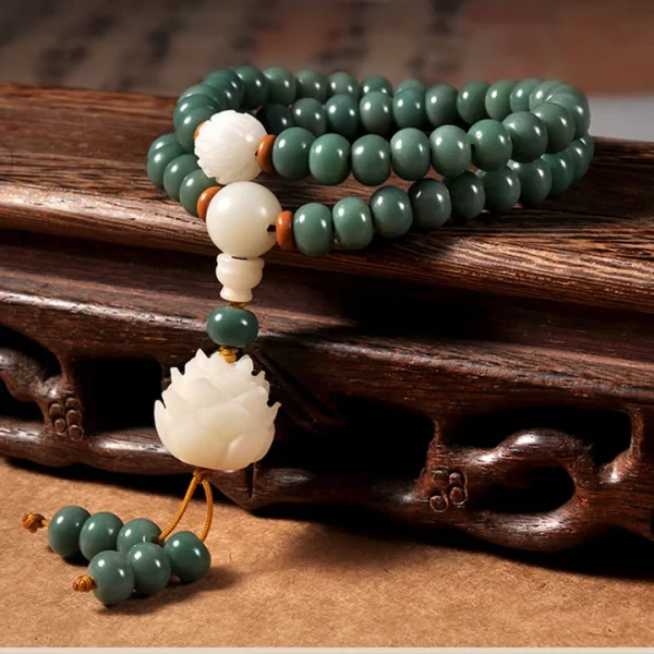 Lotus Cyan Bodhi Seed Bracelet