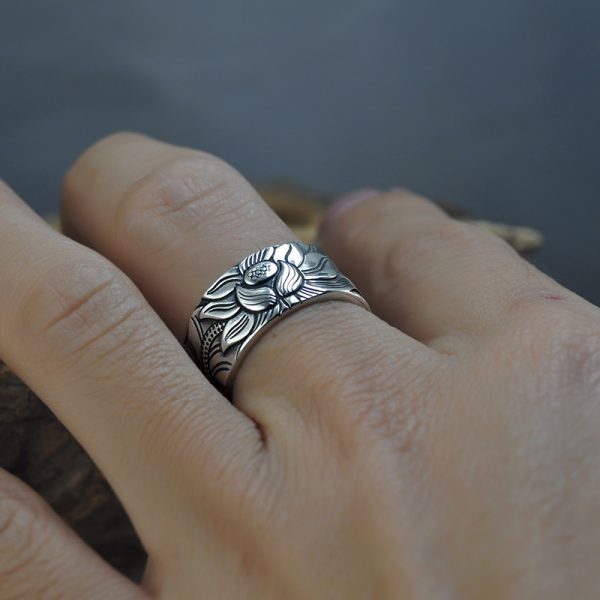 The Heart of Lotus Sutra Ring