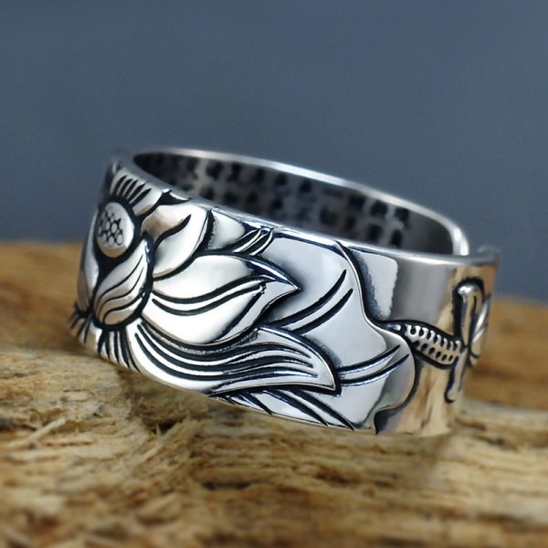 The Heart of Lotus Sutra Ring