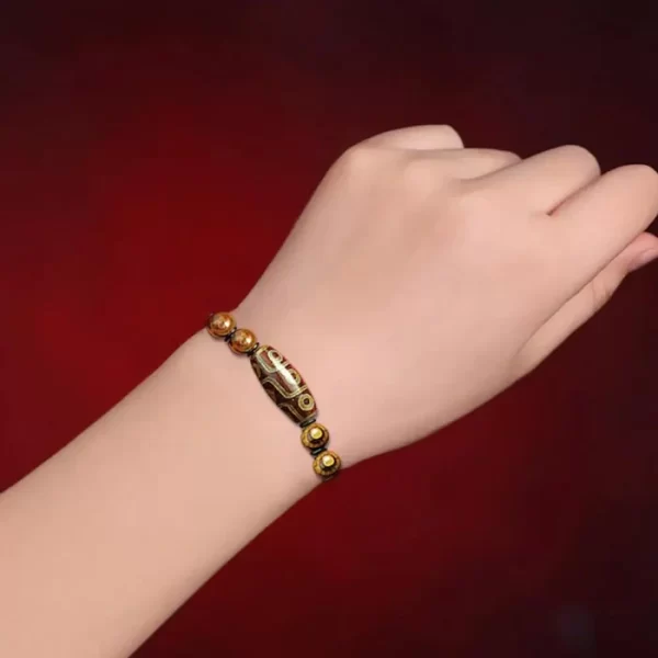 Tibetan Nine-Eye Dzi Bead Bracelet